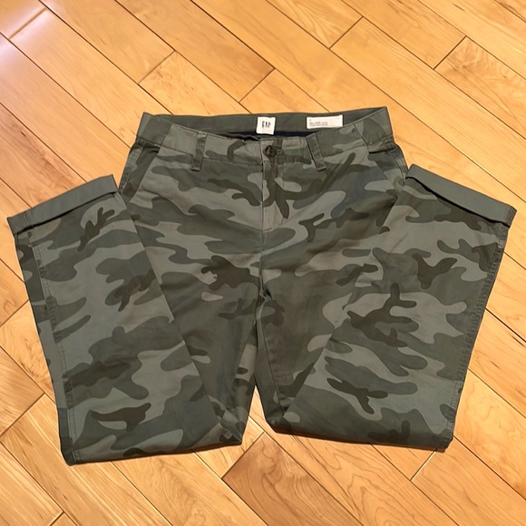 Gap Camo Casual Pants - Picture 3 of 5